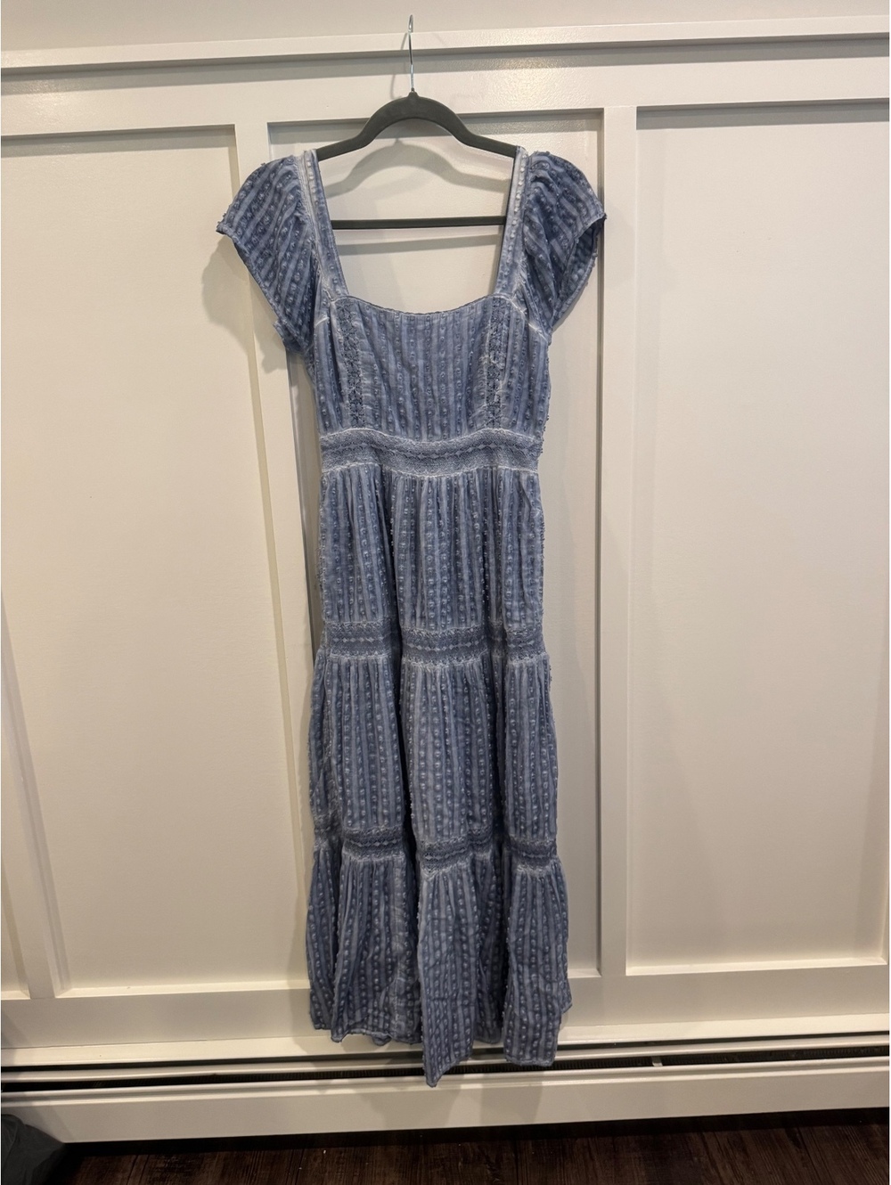 American Eagle blue textured midi dress
